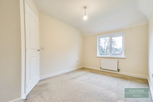 Photo 25- click for photo gallery